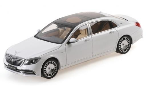 Diecast model cars Mercedes CLA Base Maybach Classe S metallic white 2019 1/18 Almost Real