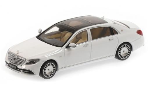 Diecast model cars Mercedes CLA Base Maybach Classe S white 2019 1/43 Almost Real