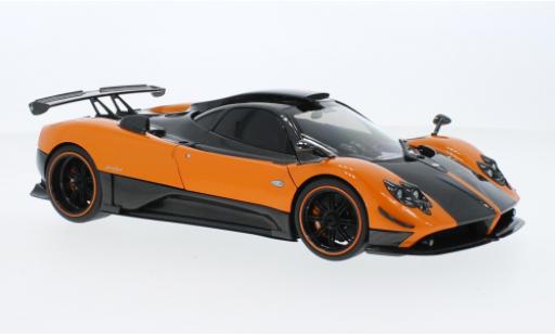 Diecast model cars Pagani Zonda Cinque Coupe orange/black 2009 1/18 Almost Real