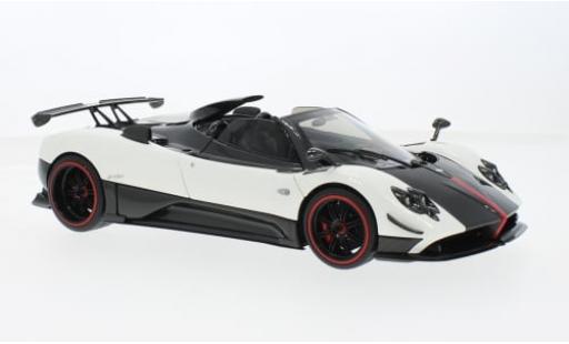 Diecast model cars Pagani Zonda Cinque Clinque Roadster white 2009 1/18 Almost Real