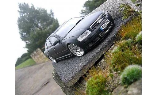 Audi A8 berline 1/18 Motormax 4.2 TDI dub diecast model cars