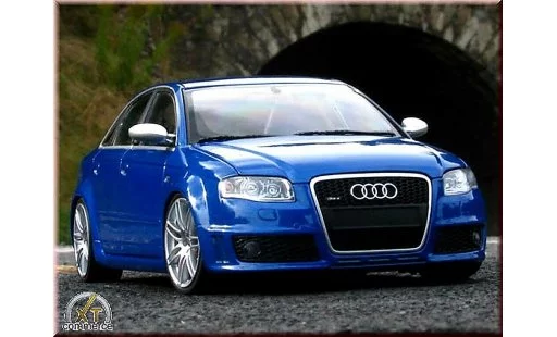 Audi RS4 berline 1/18 Minichamps blue kit suspension rabaissee diecast model cars
