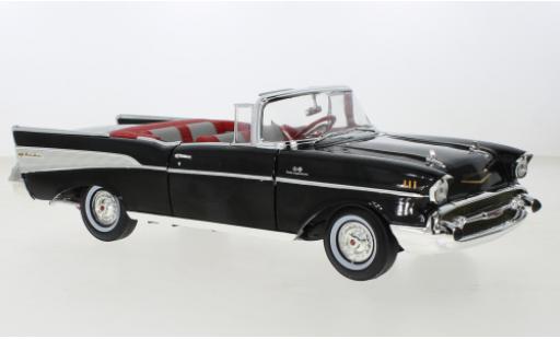 Diecast model cars Chevrolet Bel Air Convertible James Bond 1957 1/18 Auto World