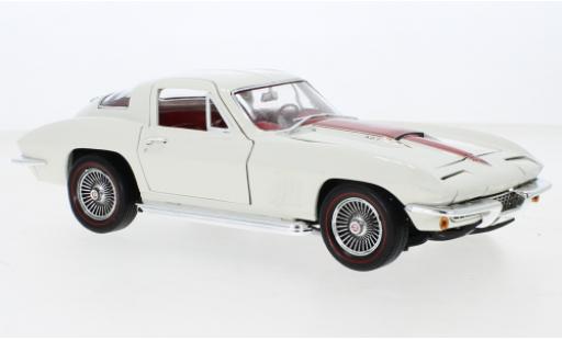 Diecast model cars Chevrolet Corvette Coupe 427 (C2) white/red 1967 1/18 Auto World