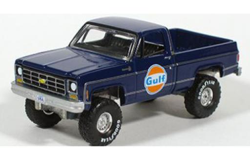 Diecast model cars Chevrolet Silverado pickup K10 Gulf 1978 1/64 Auto World
