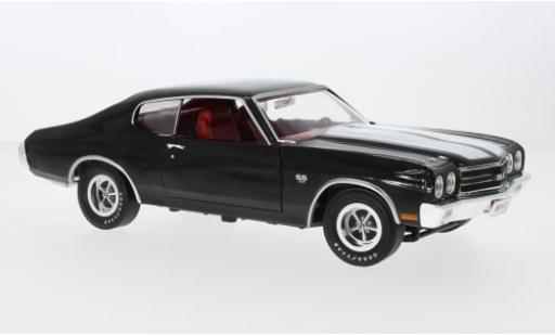 Diecast model cars Chevrolet Chevelle SS black/white 1970 1/18 Auto World