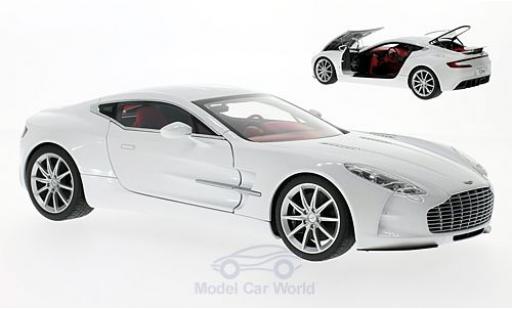 Diecast model cars Aston Martin One-77 coupe ONE-77 metallic white 2009 1/18 AUTOart