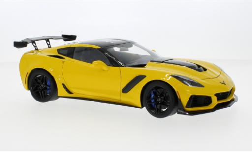 Diecast model cars Chevrolet Corvette ZR1 (C7) yellow 2019 1/18 AUTOart