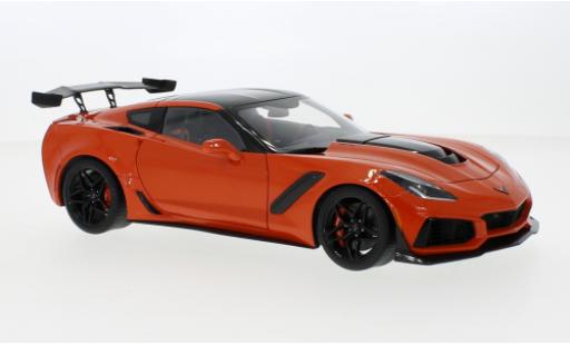 Diecast model cars Chevrolet Corvette ZR1 (C7) orange 2019 1/18 AUTOart