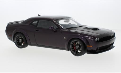 Diecast model cars Dodge Challenger Scat Pack R/T Shaker Widebody metallise purple 2022 1/18 AUTOart