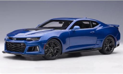 Diecast model cars Chevrolet Camaro ZL1 metallic blue/carbon 2017 1/18 AUTOart