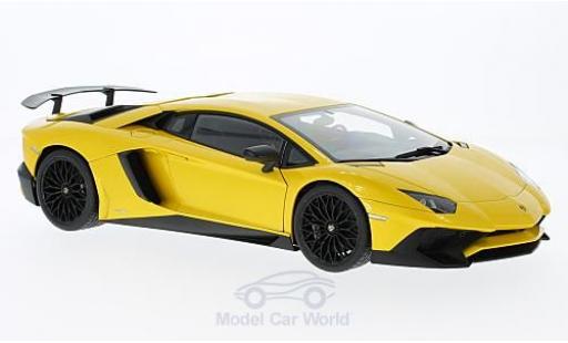 Diecast model cars Lamborghini Aventador SV LP750-4 metallic yellow 2015 1/18 AUTOart