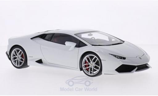 Diecast model cars Lamborghini Huracan LP 610-4 LP610-4 metallic white 2014 1/18 AUTOart