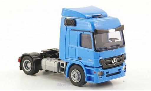 Diecast model cars Mercedes Actros Base MP3 L with Windleitblechen blue 1/87 AWM