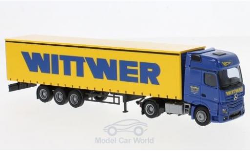 Diecast model cars Mercedes Actros Gigaspace 2 Giga. Aerop. Wittwer G-KSZ 1/87 AWM