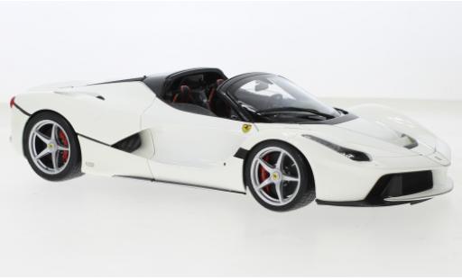 Diecast model cars Ferrari LaFerrari Aperta La white 2016 1/18 BBR Models