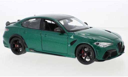 Diecast model cars Alfa Romeo Giulia veloce GTA metallise green 2020 1/18 Burago