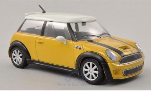 Diecast model cars Mini Cooper S yellow/white without Vitrine 1/24 Burago