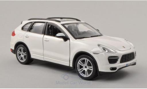 Diecast model cars Porsche Cayenne Turbo (92A) white without Vitrine 1/24 Burago