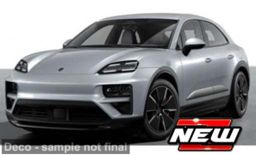 Diecast model cars Porsche Macan Turbo Bburago silver 2024 1/24 Burago