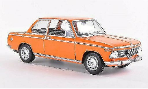 Bmw 1602 ti 1/24 WhiteBox orange 1968 diecast model cars
