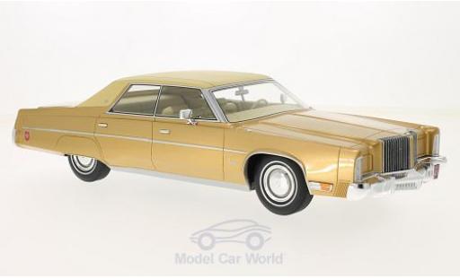 Diecast model cars Chrysler Imperial Sedan LeBaron gold/beige 1975 1/18 BoS Models