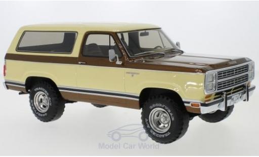 Diecast model cars Dodge Ramcharger SUV beige/metallic brown 1979 1/18 BoS Models