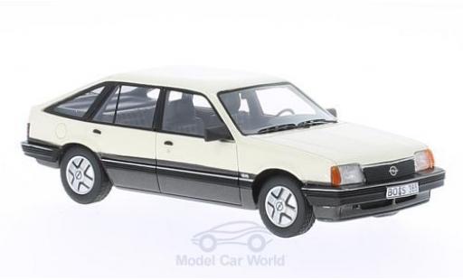 Diecast model cars Opel Ascona C C SR Flie&Atilde;�heck white 1981 1/43 BoS Models