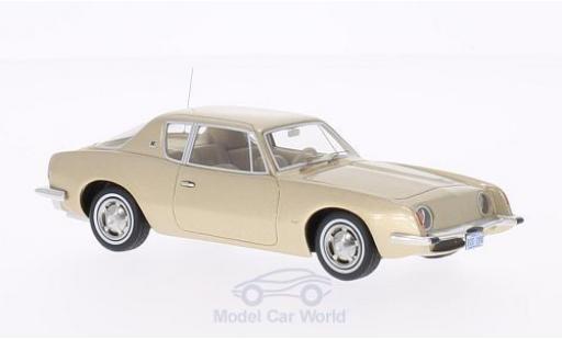 Diecast model cars Studebaker Avanti Base metallic beige 1963 1/43 BoS Models