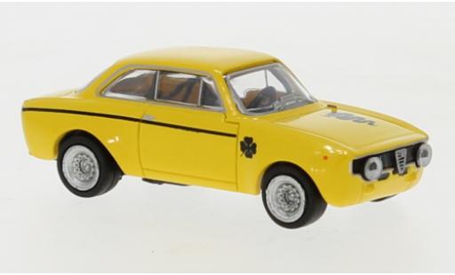 Diecast model cars Alfa Romeo Giulia sprint gta A 1300 yellow 1965 1/87 Brekina
