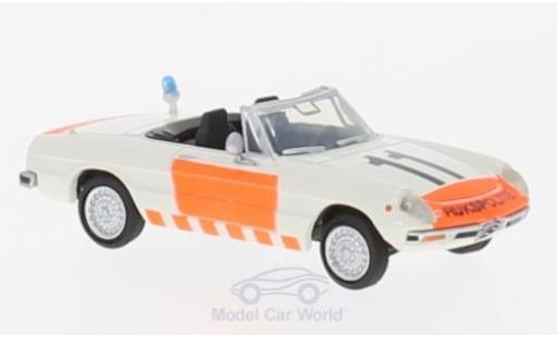 Diecast model cars Alfa Romeo Spider Duetto 2000 Fastback Rijkspolitie 1/87 Brekina