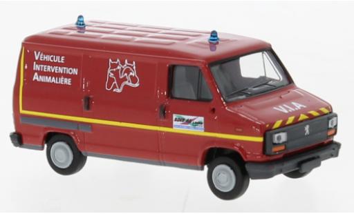 Diecast model cars Peugeot J5 Fourgon VIA 1982 1/87 Brekina