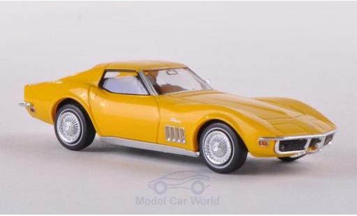 Diecast model cars Chevrolet Corvette Coupe (C3) yellow 1/87 Brekina