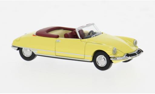 Diecast model cars Citroen DS Berline Convertible yellow 1963 1/87 Brekina