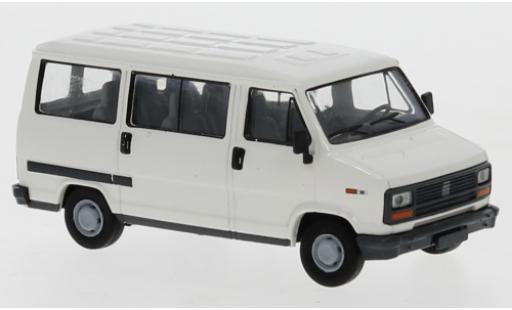 Diecast model cars Fiat Ducato Bus white 1982 1/87 Brekina
