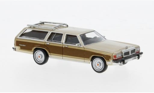 Diecast model cars Ford LTD Country Squire gold 1979 1/87 Brekina