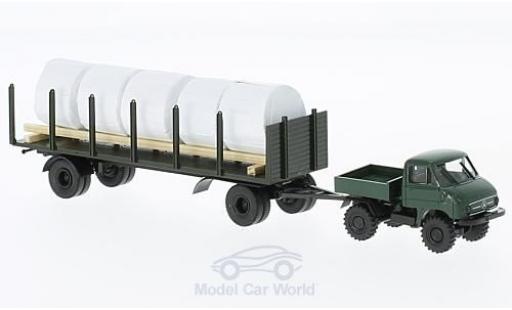 Diecast model cars Mercedes Unimog 406-425 411 with Anh&Atilde;&curren;nger and Ladegut/Heuballen 1/87 Brekina