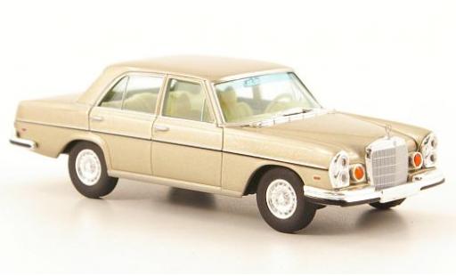 Diecast model cars Mercedes 280 Base SE 4.5 (W108) gold US-Version 1/87 Brekina
