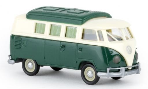 Diecast model cars Volkswagen T1 B Camper beige/green 1960 avec Dormobilroof 1/87 Brekina