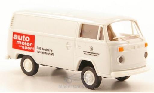 Diecast model cars Volkswagen T2 Base van Auto Motor and Sport 1/87 Brekina