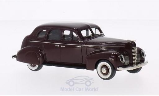 Diecast model cars Nash Ambassador Eight 4-Door Touring Sedan red 1939 1/43 Brooklin
