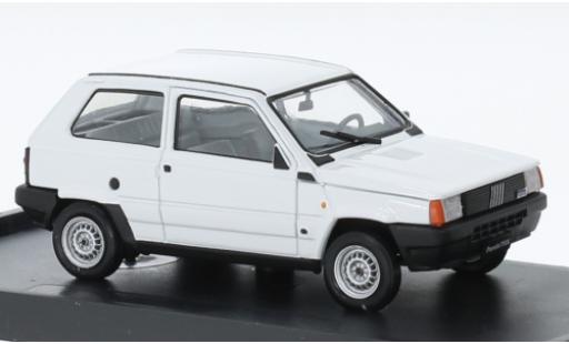 Diecast model cars Fiat Panda 750L Supernova white 1986 1/43 Brumm
