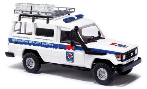 Diecast model cars Toyota Land Cruiser 70 HZJ 78 Bergwacht Berchtesgaden 1/87 Busch