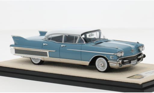 Diecast model cars Cadillac Fleetwood Sixty Special blue/white 1958 1/43 Stamp Models