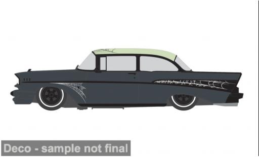 Diecast model cars Chevrolet Bel Air Coupe - Lowrider 1957 Halloween 1/64 IXO America