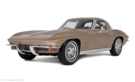 Diecast model cars Chevrolet Corvette Coupe C2 beige 1963 1/12 GT Spirit