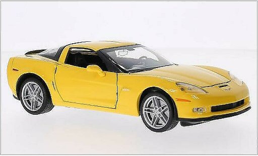 Chevrolet Corvette Coupe 1/24 Welly C6 (C5) yellow 2007 diecast model cars