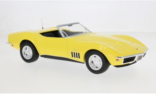 Diecast model cars Chevrolet Corvette Convertible yellow 1969 1/18 Norev