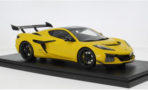 Diecast model cars Chevrolet Corvette ZR1 (C8) yellow 2025 1/18 GT Spirit