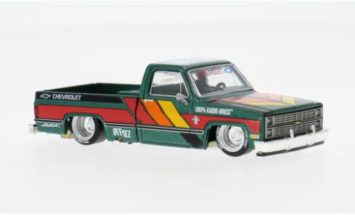 Diecast model cars Chevrolet Silverado pickup Kaido Works V3 green/Dekor 1980 1/64 Mini GT
